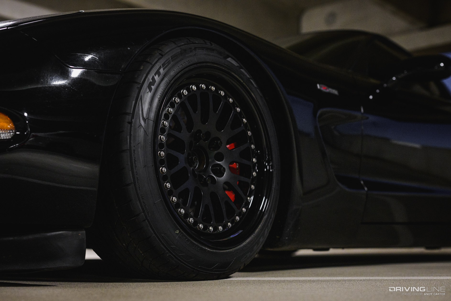 Nitto NT555 G2 on C5 Z06