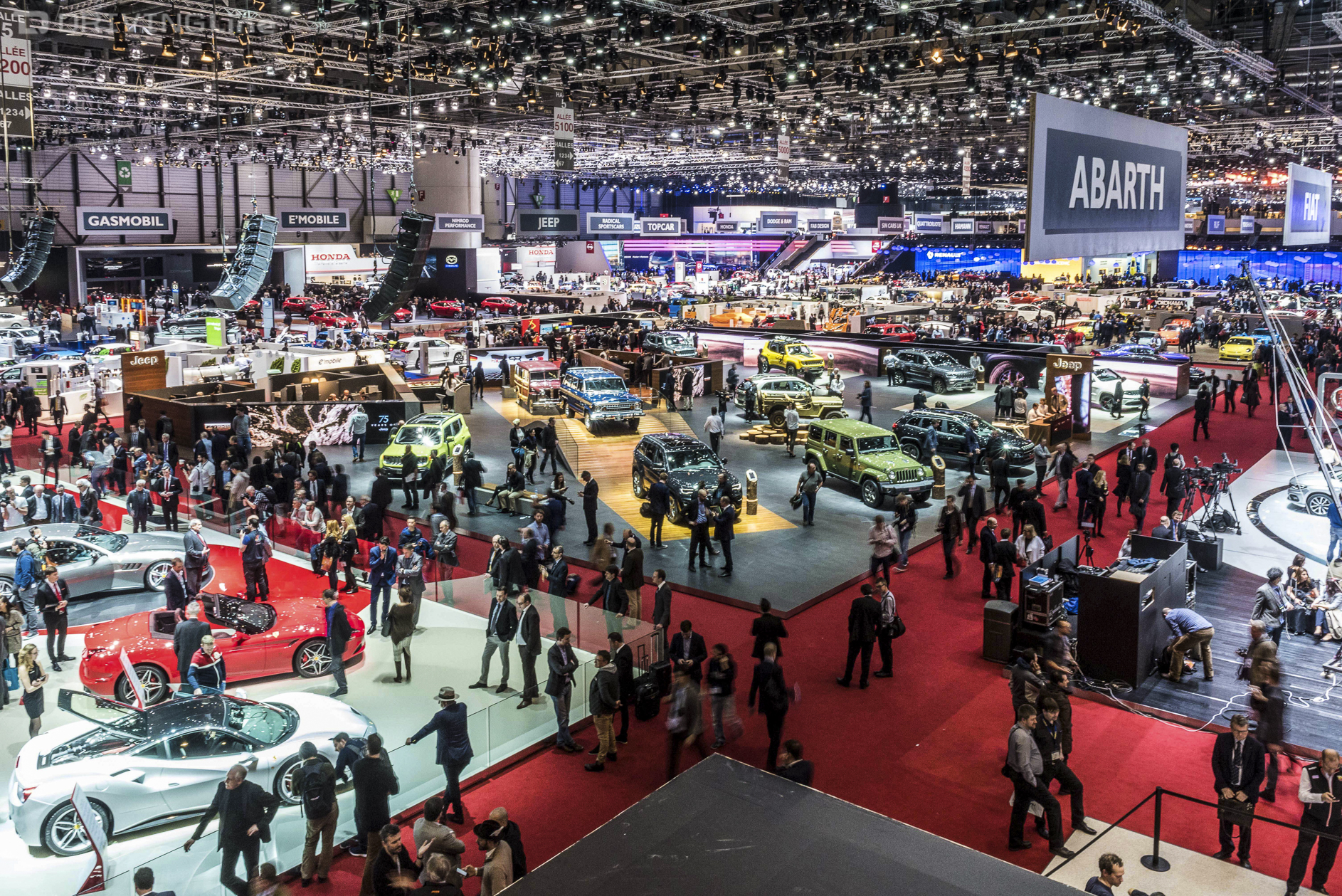 2016 Geneva International Motor Show showroom