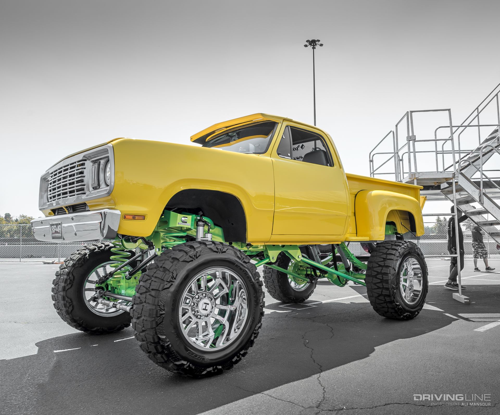 1978-dodge-w150-cummins-4x4-nitto-mud-grappler