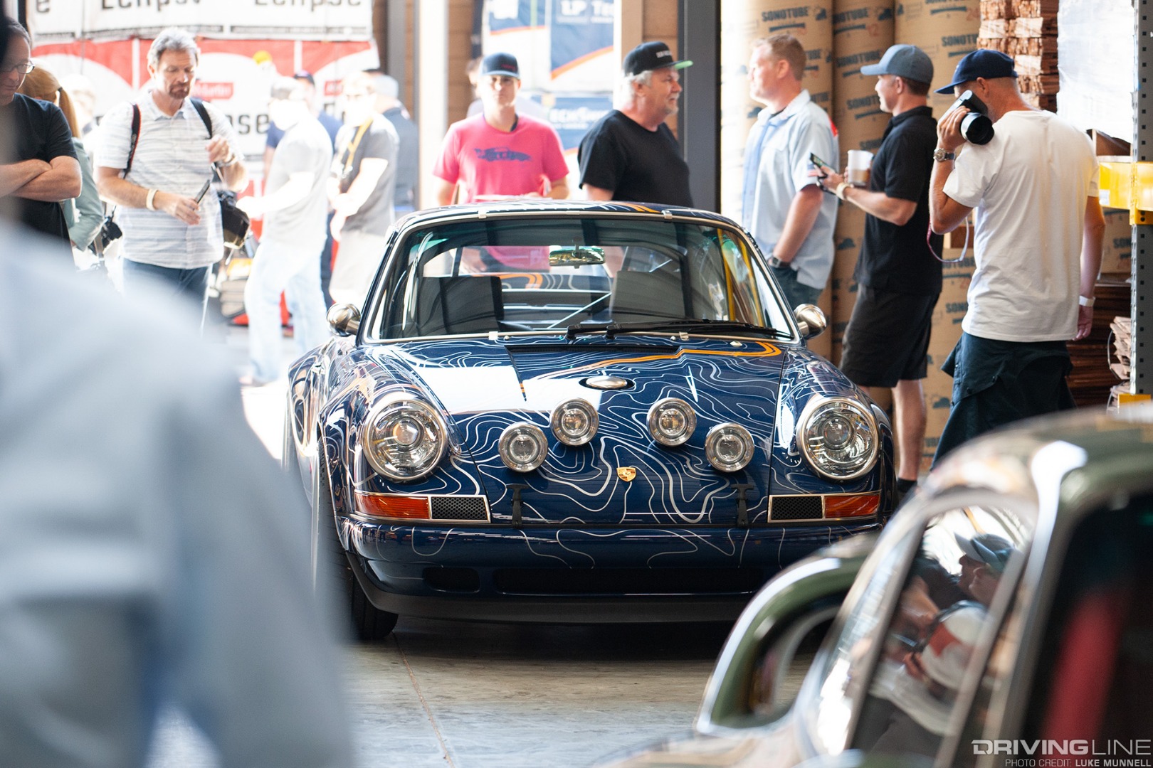Luftgekuhlt 5 Porsche 964 with rally lights