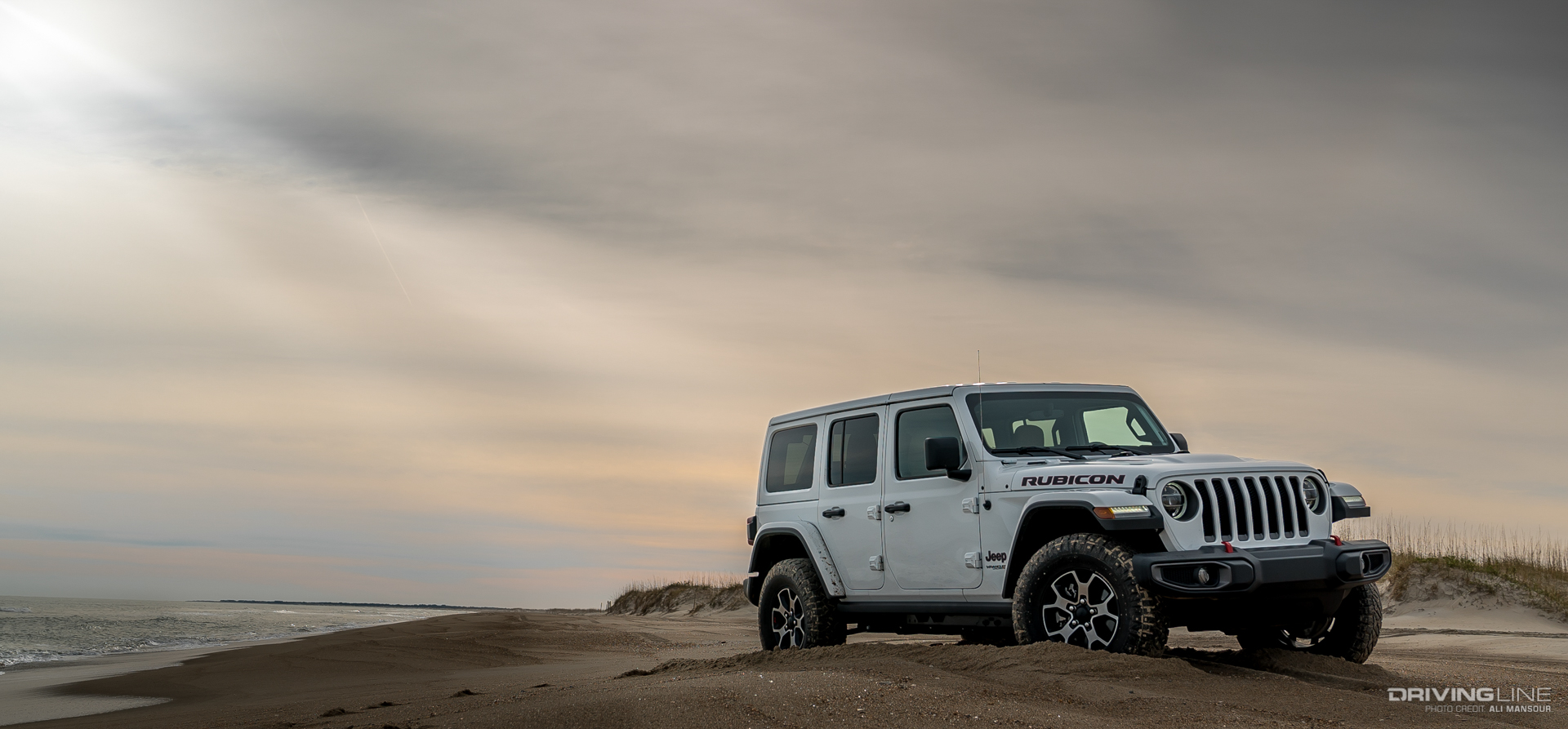 P-Metric Nitto Ridge Grappler Jeep Wrangler JL Beach
