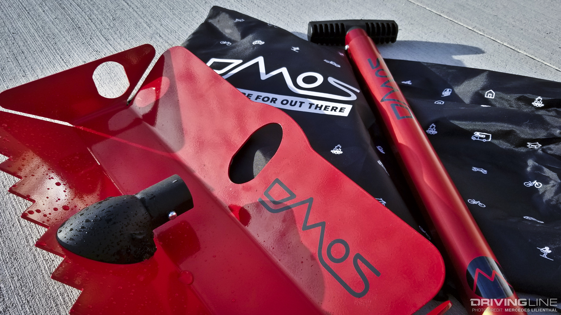 DMOS Stealth shovel and bag