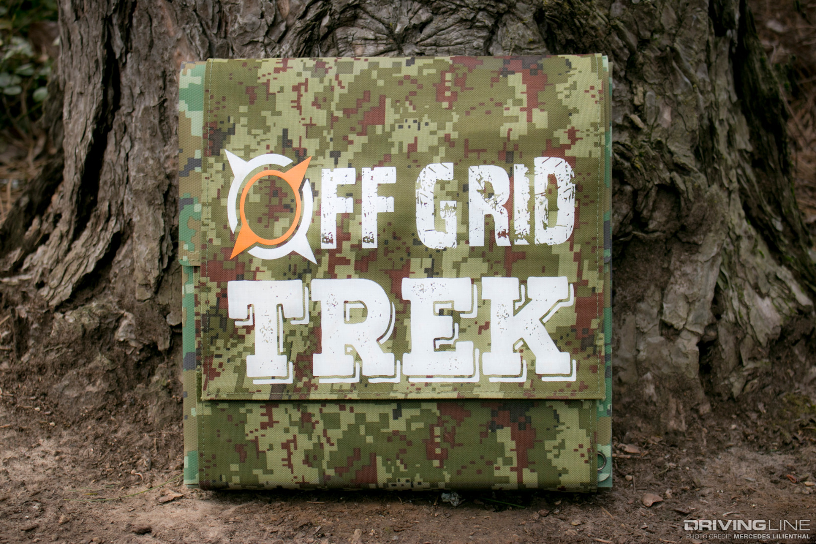 Off Grid Trek's 200W solar blanket