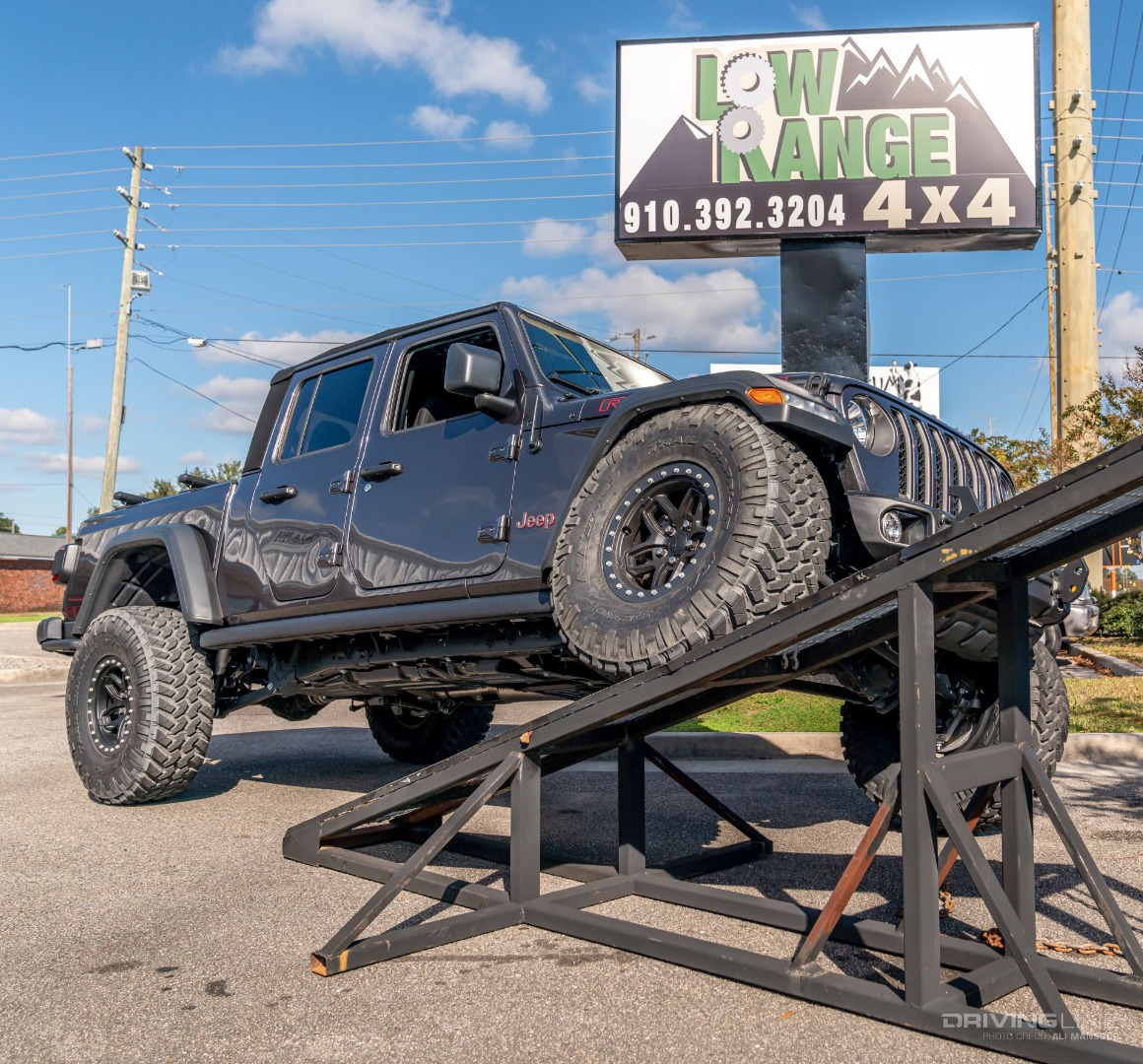 2020 Jeep Gladiator Rubicon 37s no lift aev borah dualsport nitto trail grappler