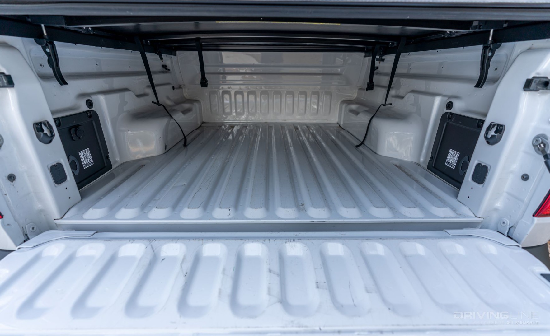 covered bed detail photo of 2022 Ford Maverick XL Hybrid