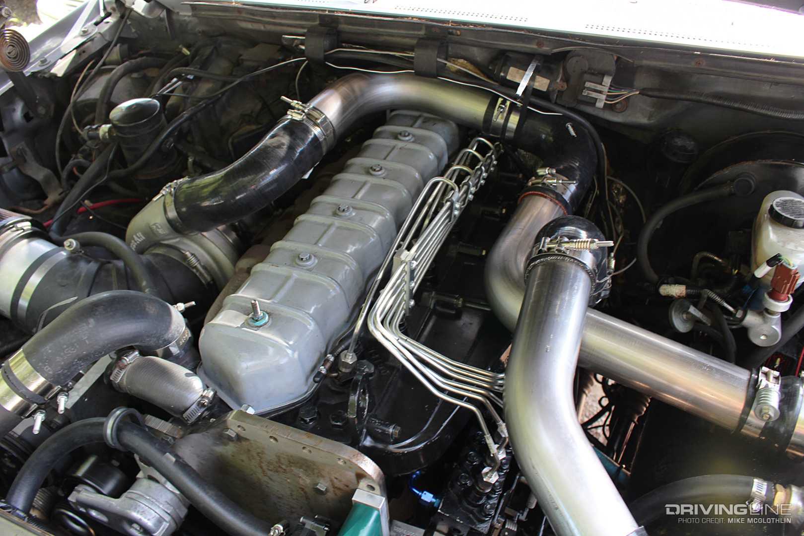 004-DT360-International-Diesel-Engine