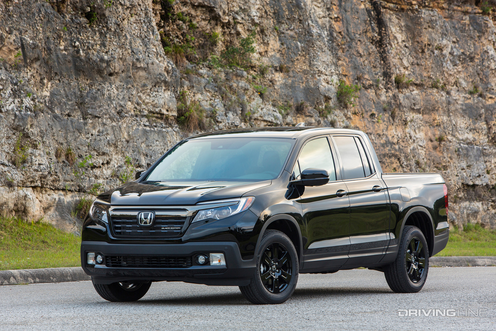 013-2017-Honda-Ridgeline-Black-Edition