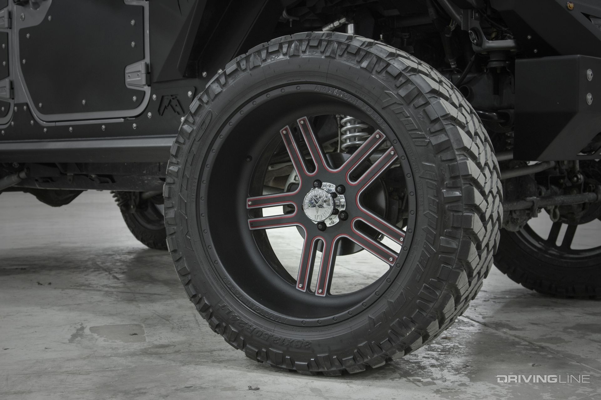 2015-jeep-wrangler-jk-fab-fours-mall-assault-trail-grappler (1)