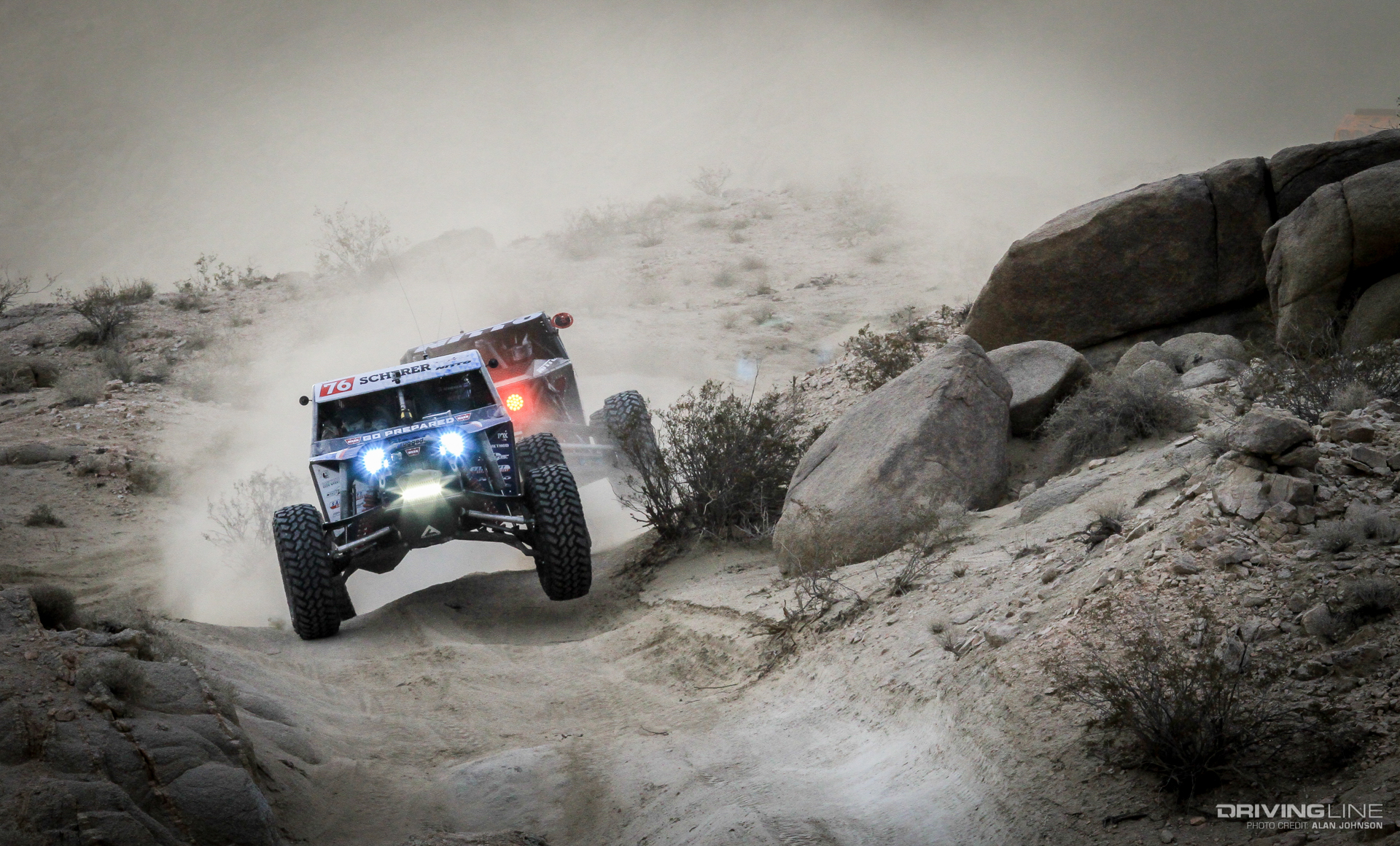 Loren Healy Passes Jason Scherer at 2017 KOH Main Race Day