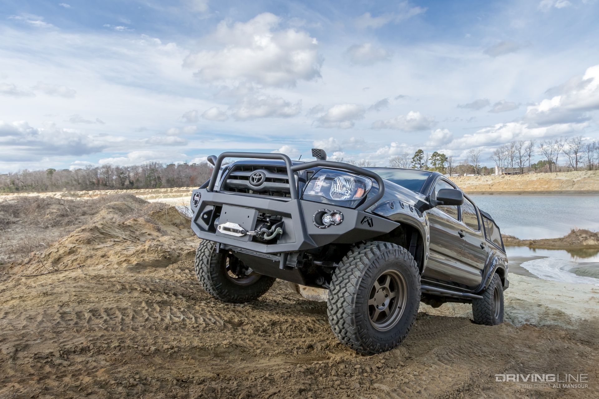 toyota-tacoma-fab-fours-winch-front-bumper