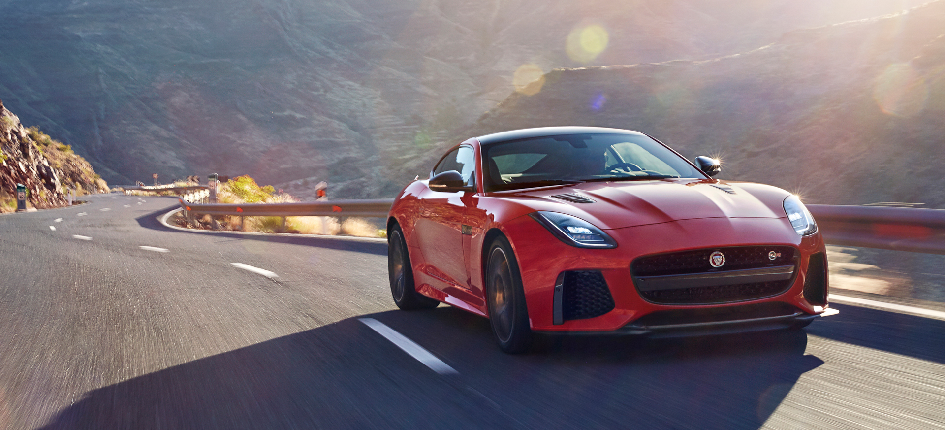 Jaguar F-Type SVR