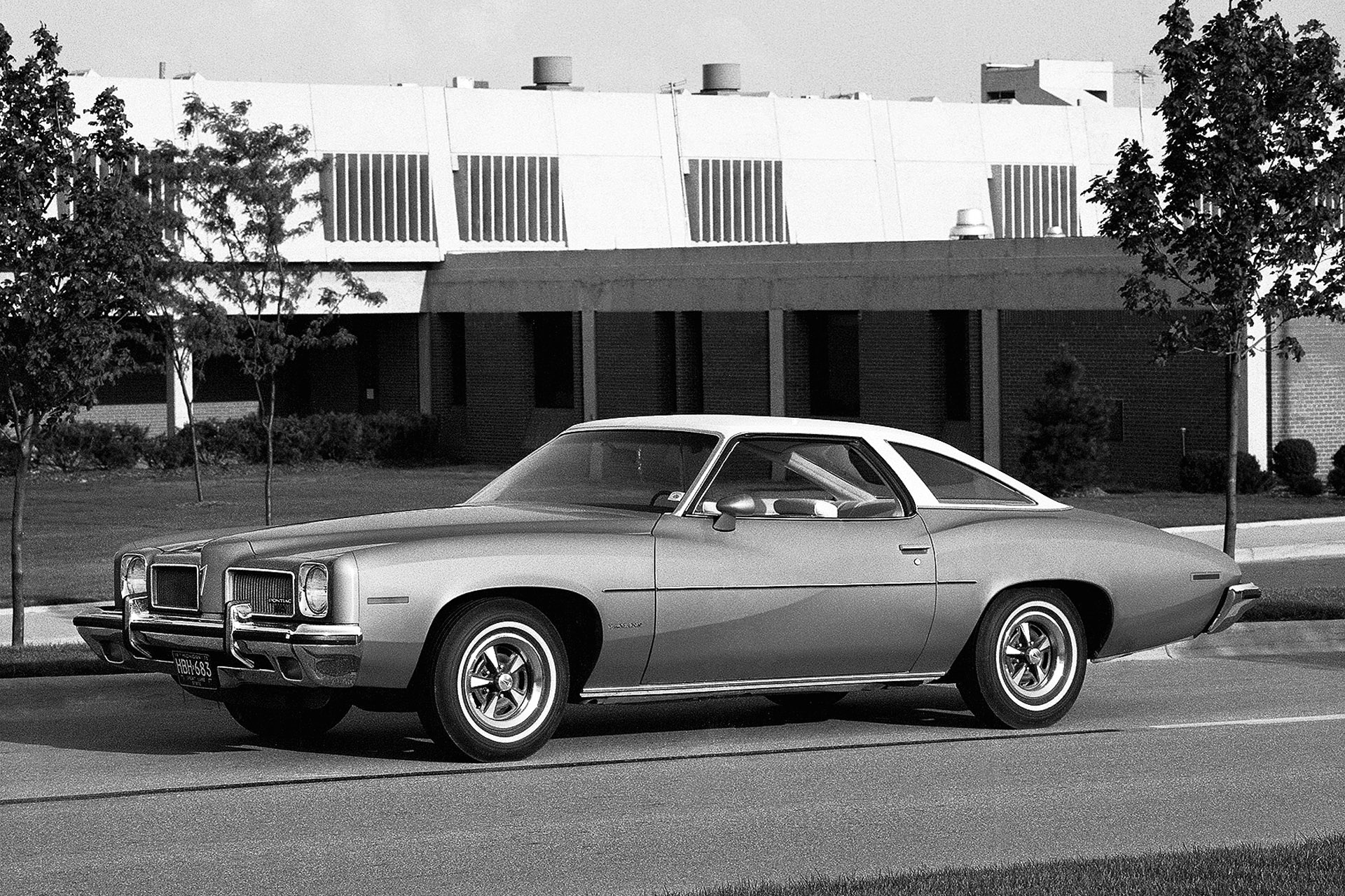 pontiac lemans 03