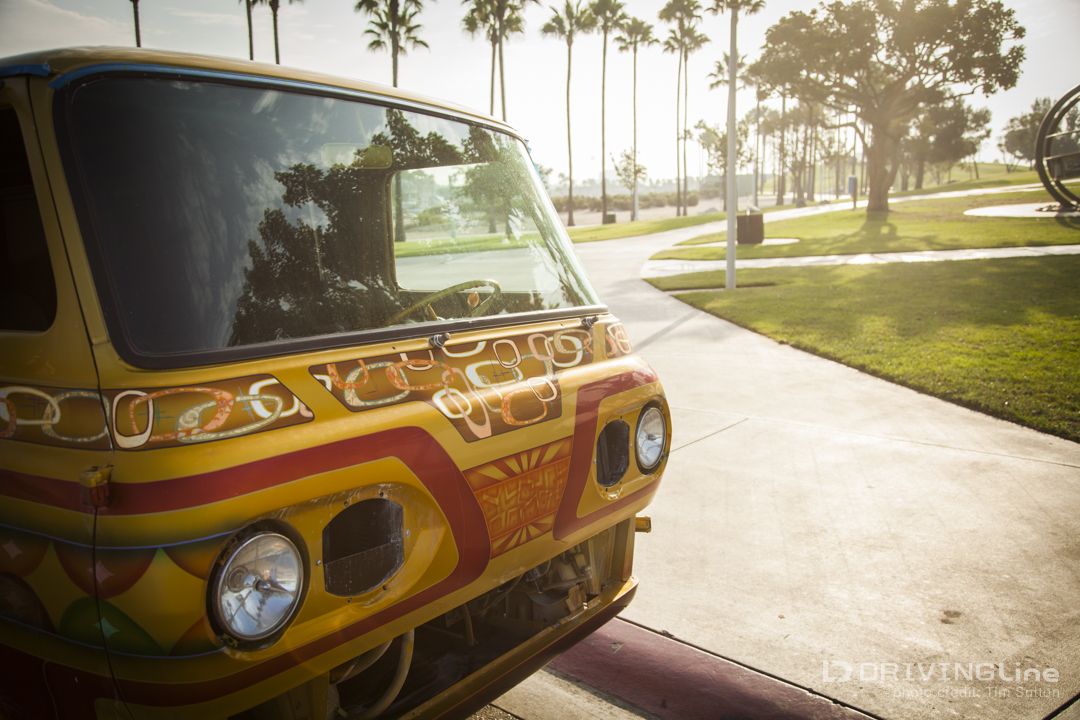 1966_Ford_Econoline_Van_Cab_Over_Custom_16
