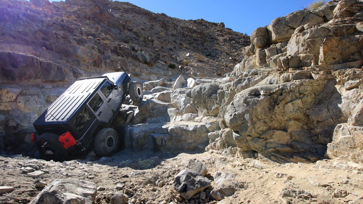 johnson-valley-rock-crawling-trail-review-mel-wade-08