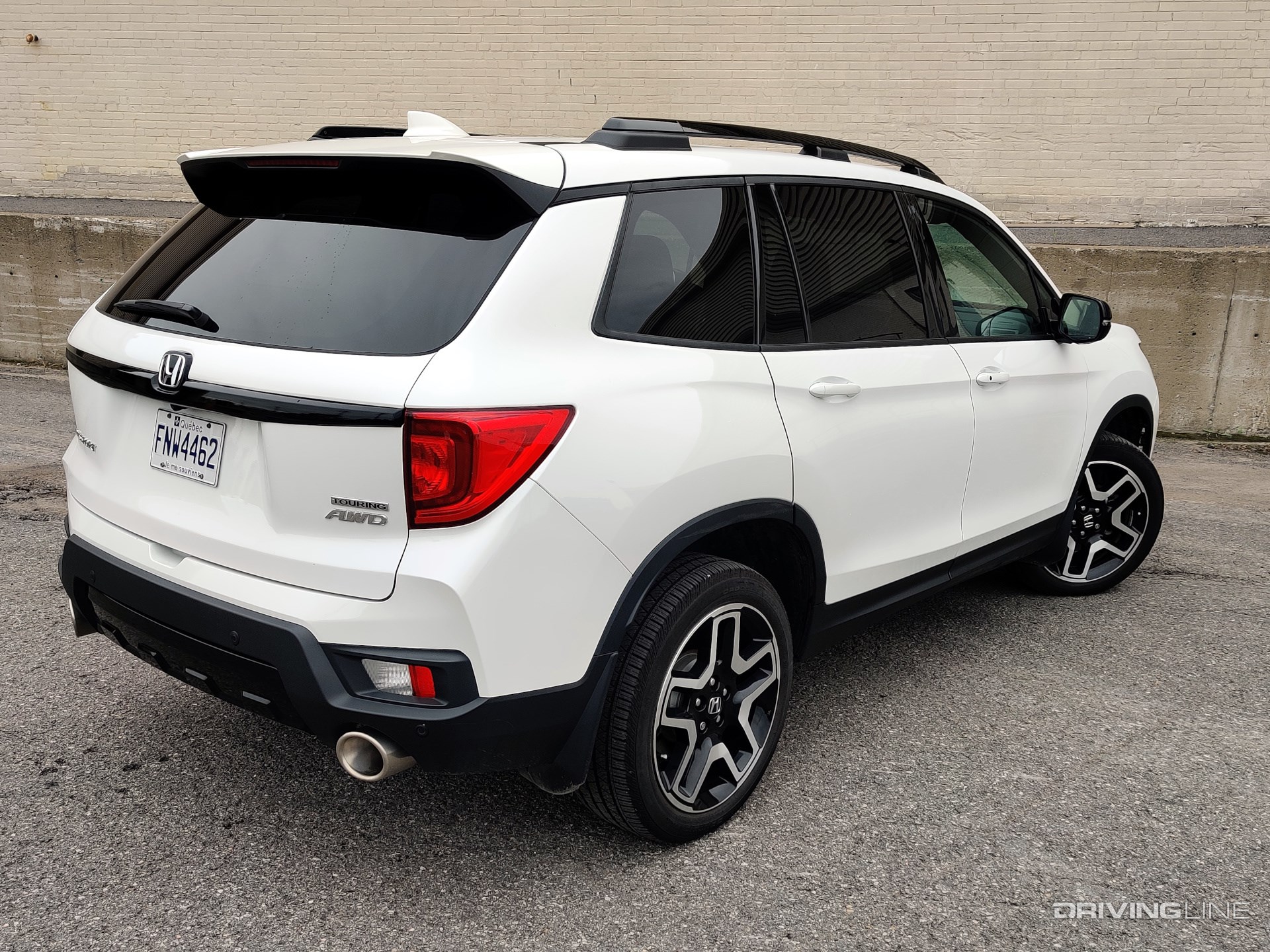 2023 Honda Passport rear 3/4 view