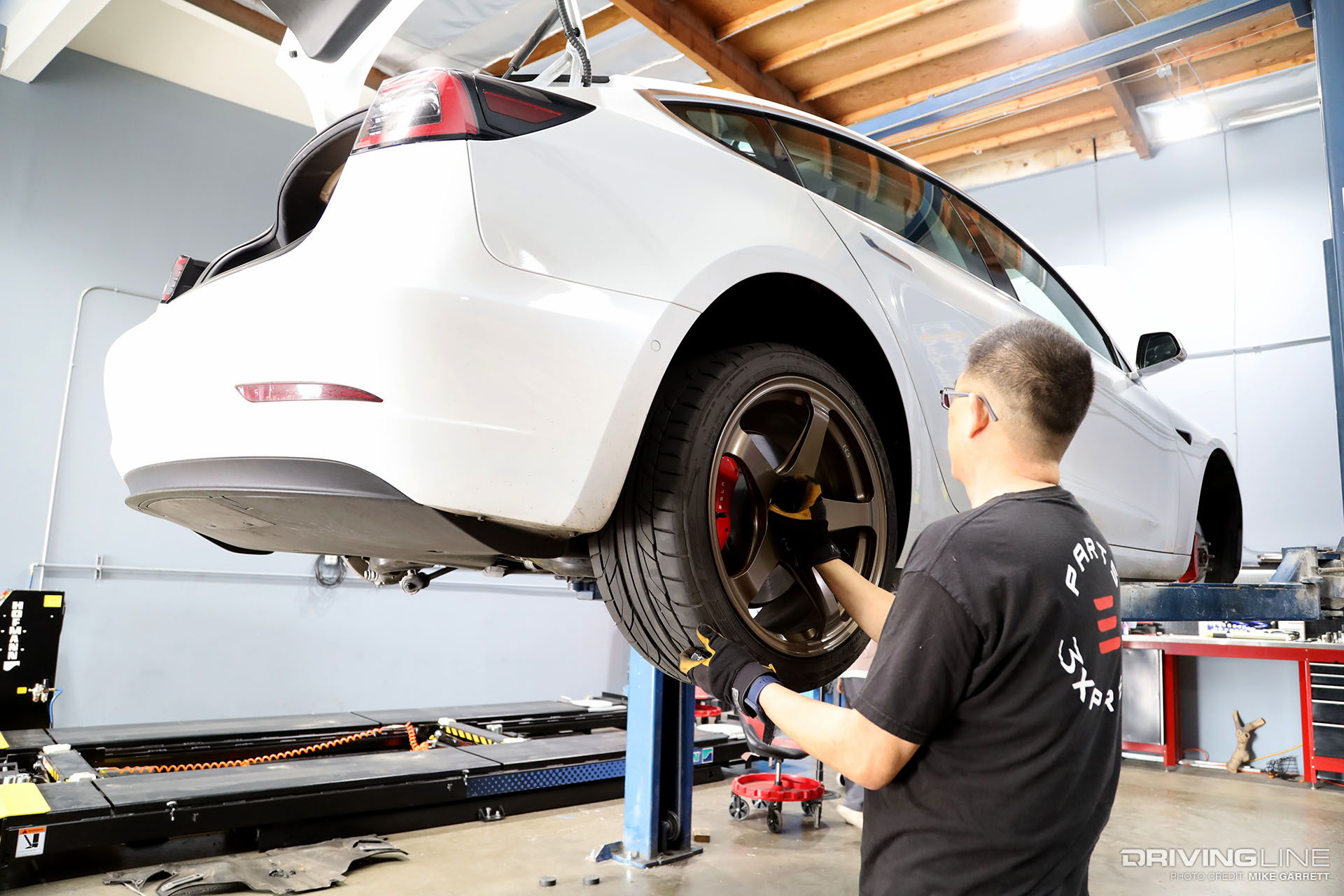 Tesla Model 3 Performance on Nitto NT555 G2