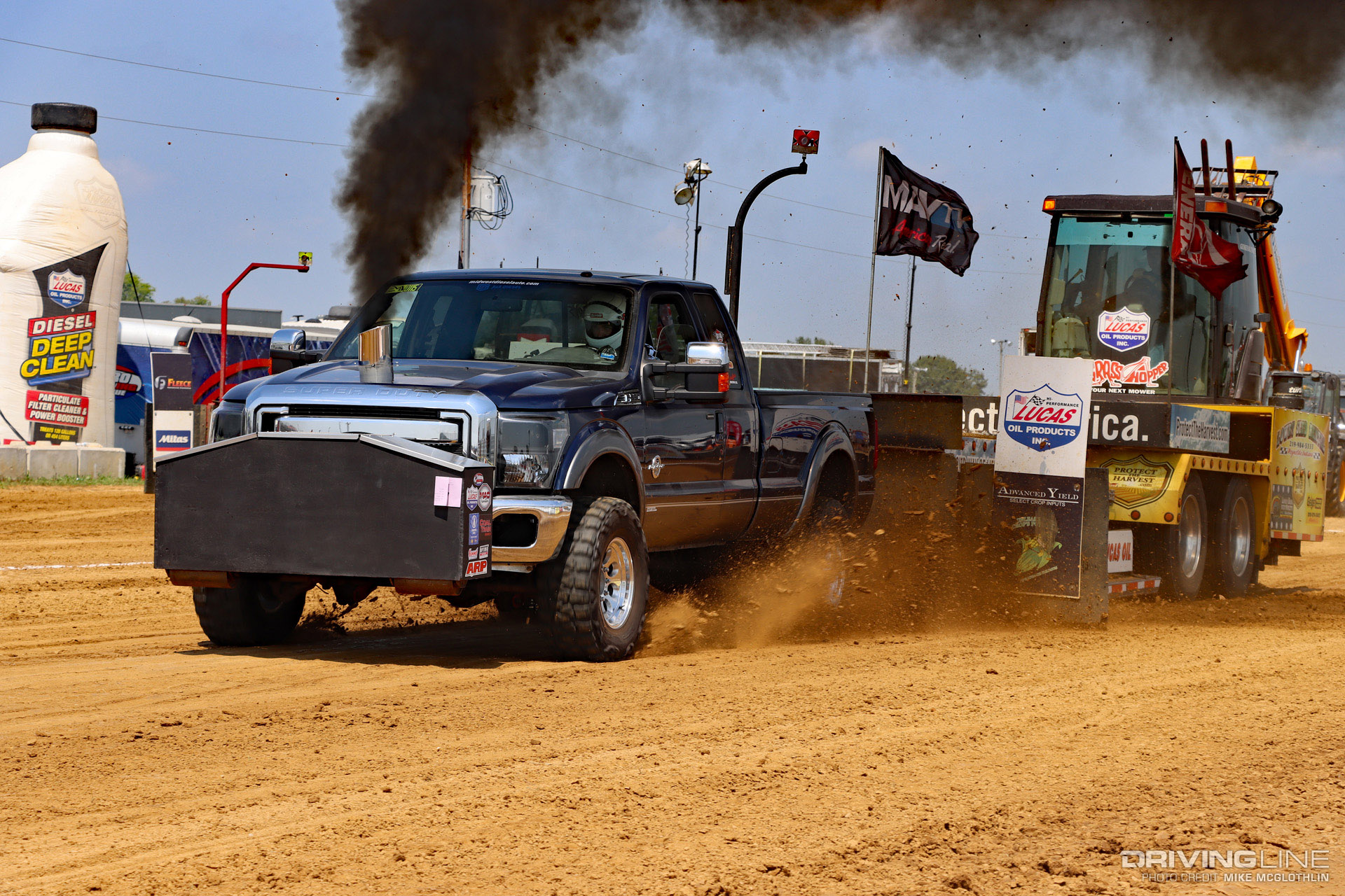 2011 Ford F-350 Super Duty Diesel Truck Pulling