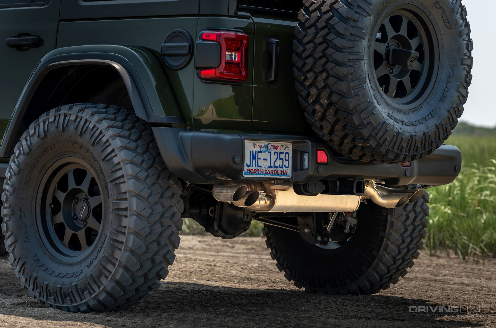 Jeep wrangler Rubicon 392 exhaust tip rotation rear view