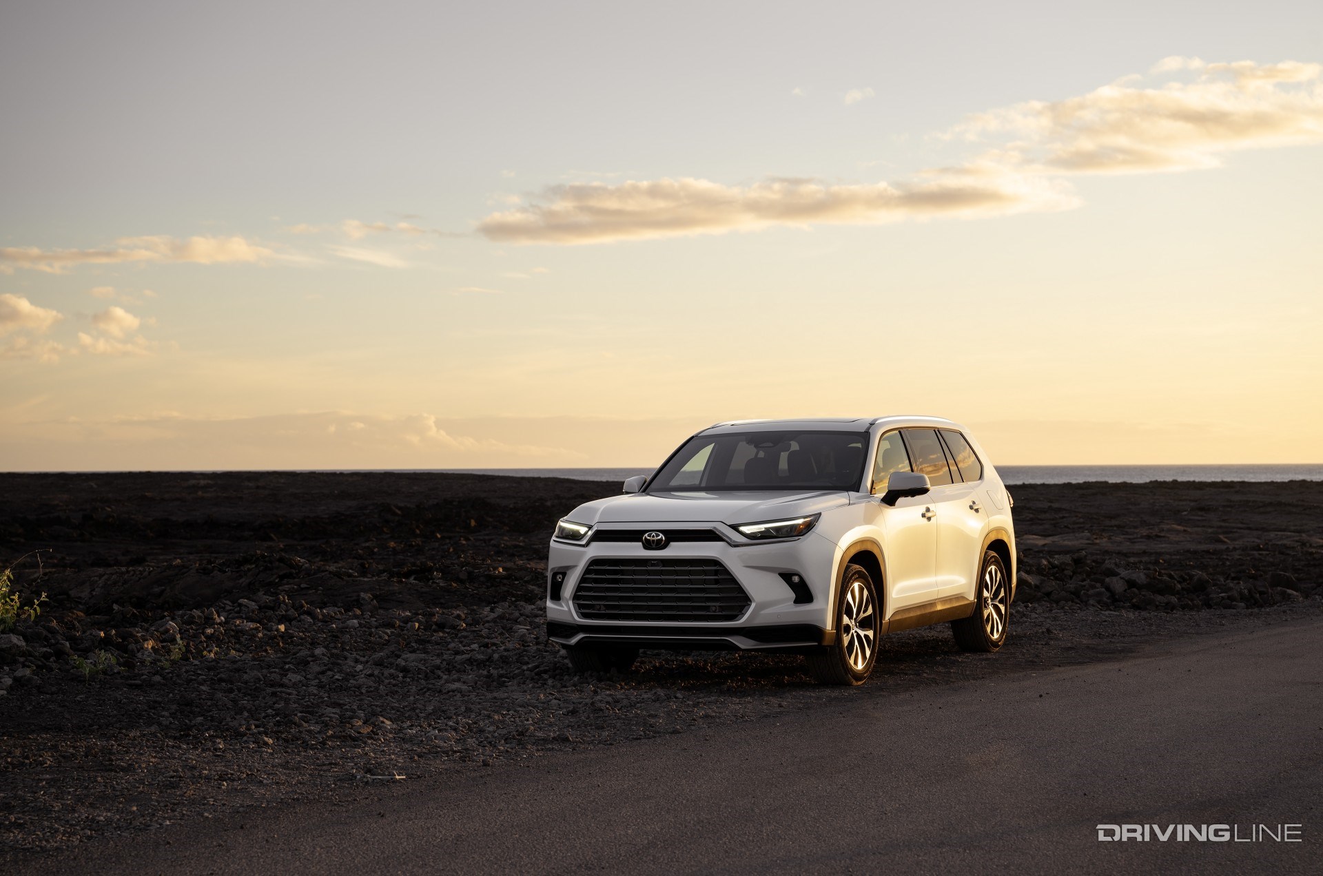 2024 Toyota Grand Highlander front 3/4